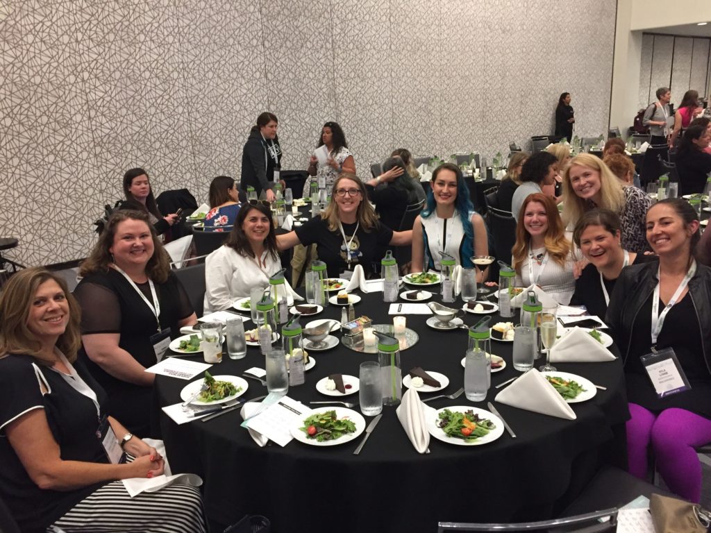 Silverliners lunching together at #WITconf19